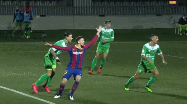 1611269324417029959.gif
